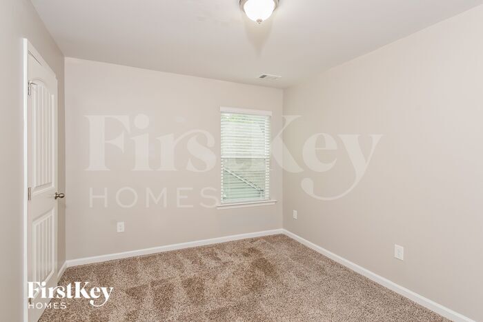 Building Photo - 547 Winder Trail
