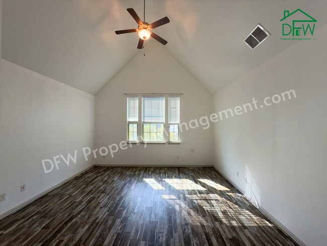 Building Photo - 3 Bed/2.5 Bath Home for Lease in Arlington – 2 Living Areas, Pool, Courts & Trails Nearby!