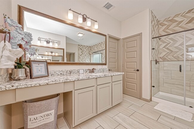 Building Photo - 127 Teralyn Grv Lp