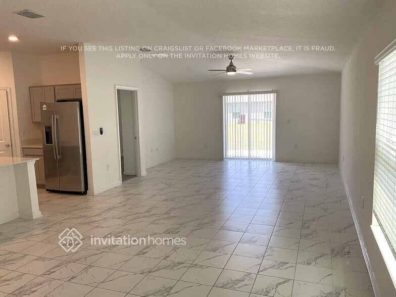 Building Photo - 4321 Bull St