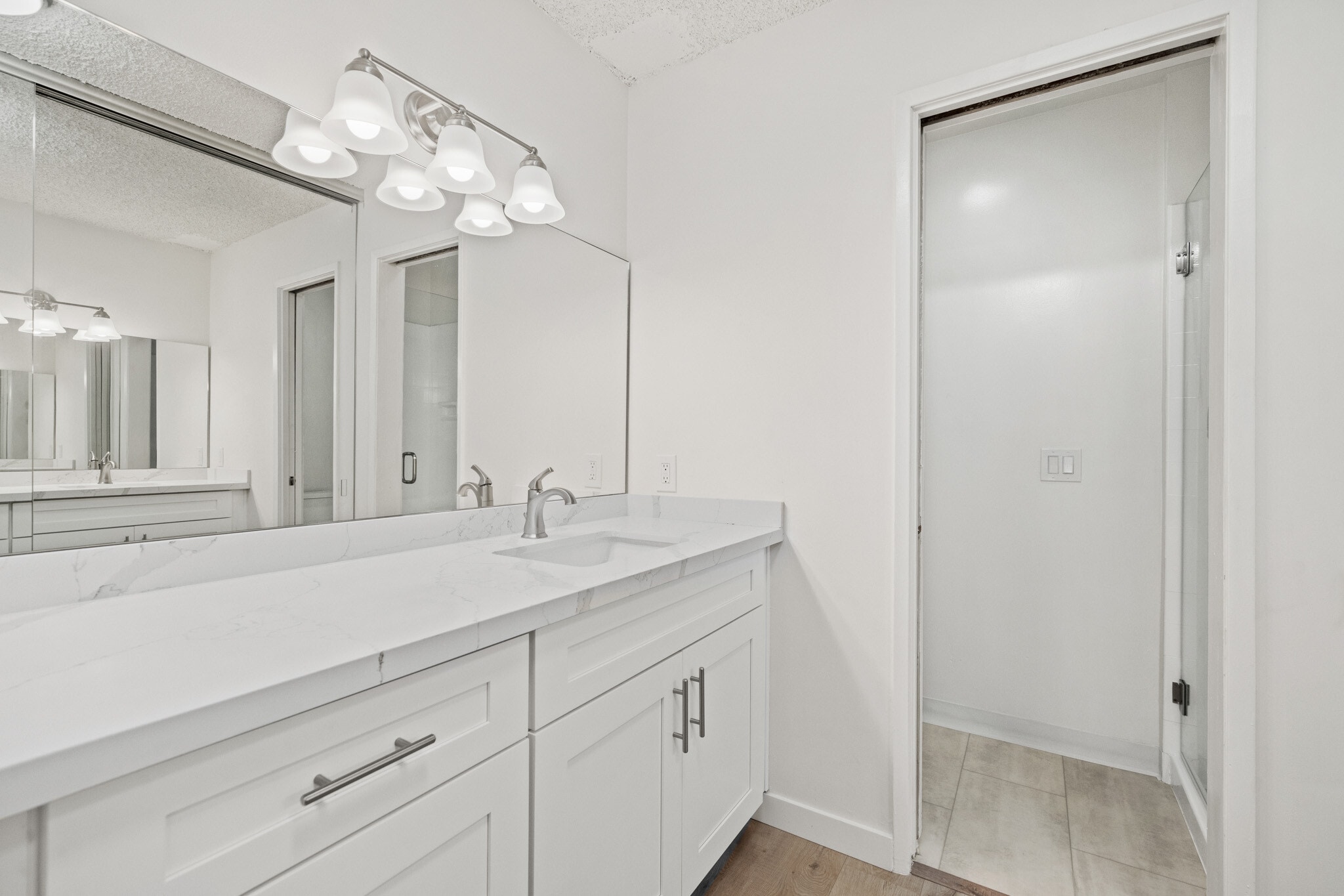 Building Photo - 2020 Rodney Dr