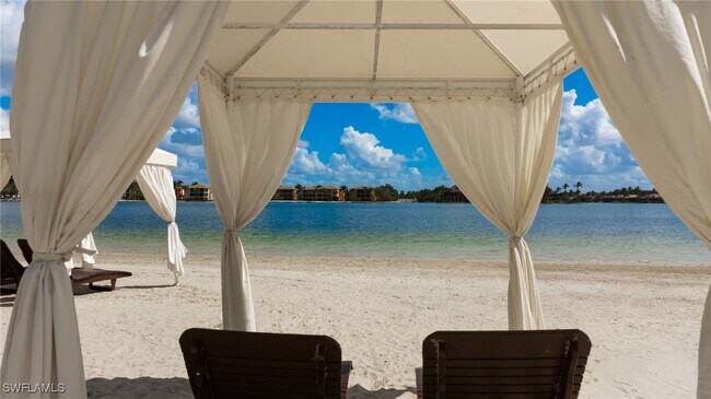 Building Photo - 18141 Via Portofino Way