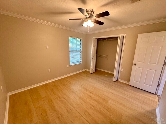 Building Photo - 1323 Sterling Point Dr