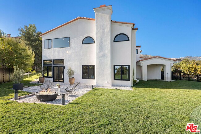 Building Photo - 23458 W Moon Shadows Dr