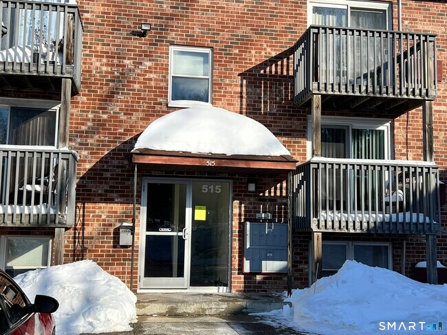 Building Photo - 515 Emmett St
