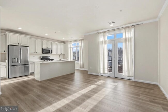 Building Photo - 1010 Ribbon Limestone Terrace SE