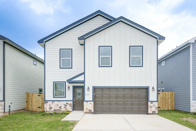 Primary Photo - 410 N 4th St