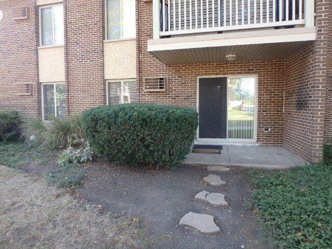 Building Photo - 500 N Wilke Rd