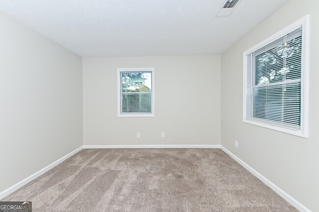 Building Photo - 8305 Gledstone Way