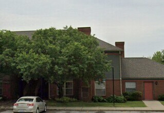 Building Photo - 421 W Water St