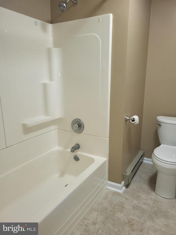 Building Photo - 65 Pennypacker Dr