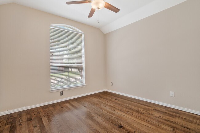Building Photo - 6412 Autumn Trail