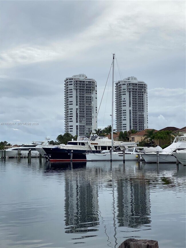 Building Photo - 3802 NE 207th St
