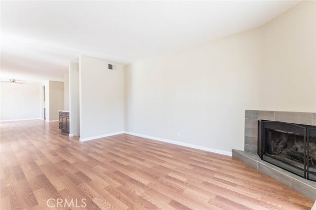 Building Photo - 14948 Moorpark St