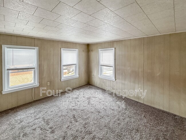 Building Photo - 631 Washington Ave