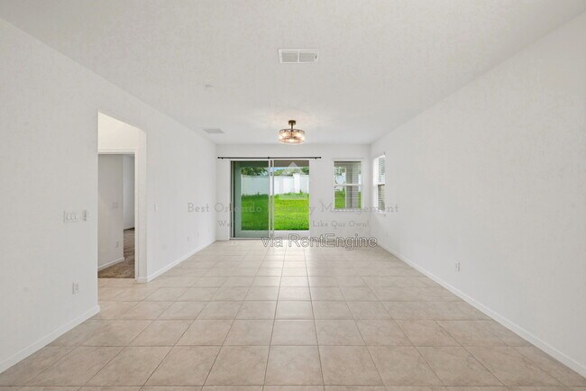 Building Photo - 4386 Davos Dr