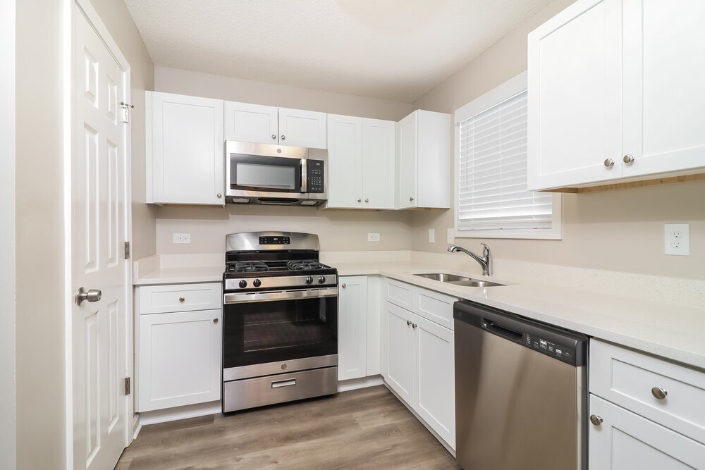Building Photo - 417 Remington Ct