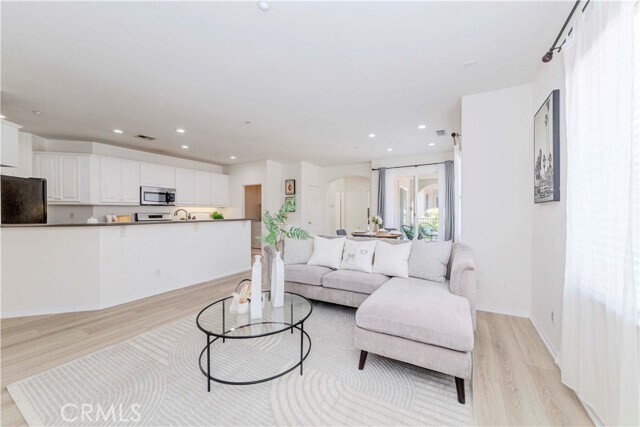 Building Photo - 6 Bolinas