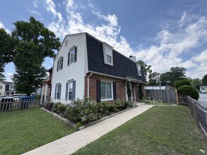 Building Photo - 1501 Antler Cir