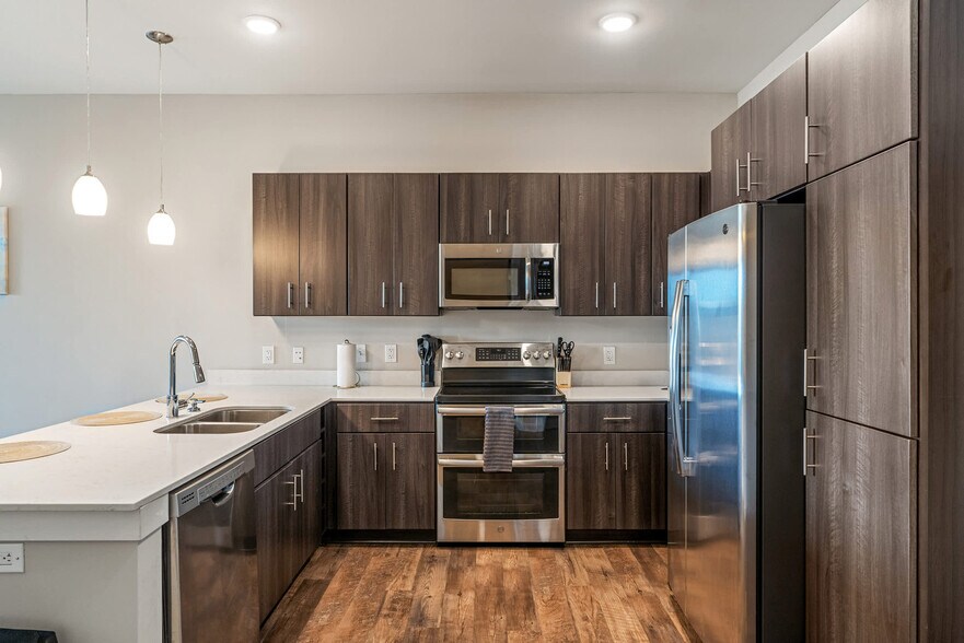 Building Photo - 501n N New Jersey St