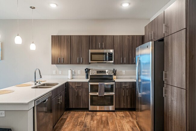 Building Photo - 530 Massachusetts Ave