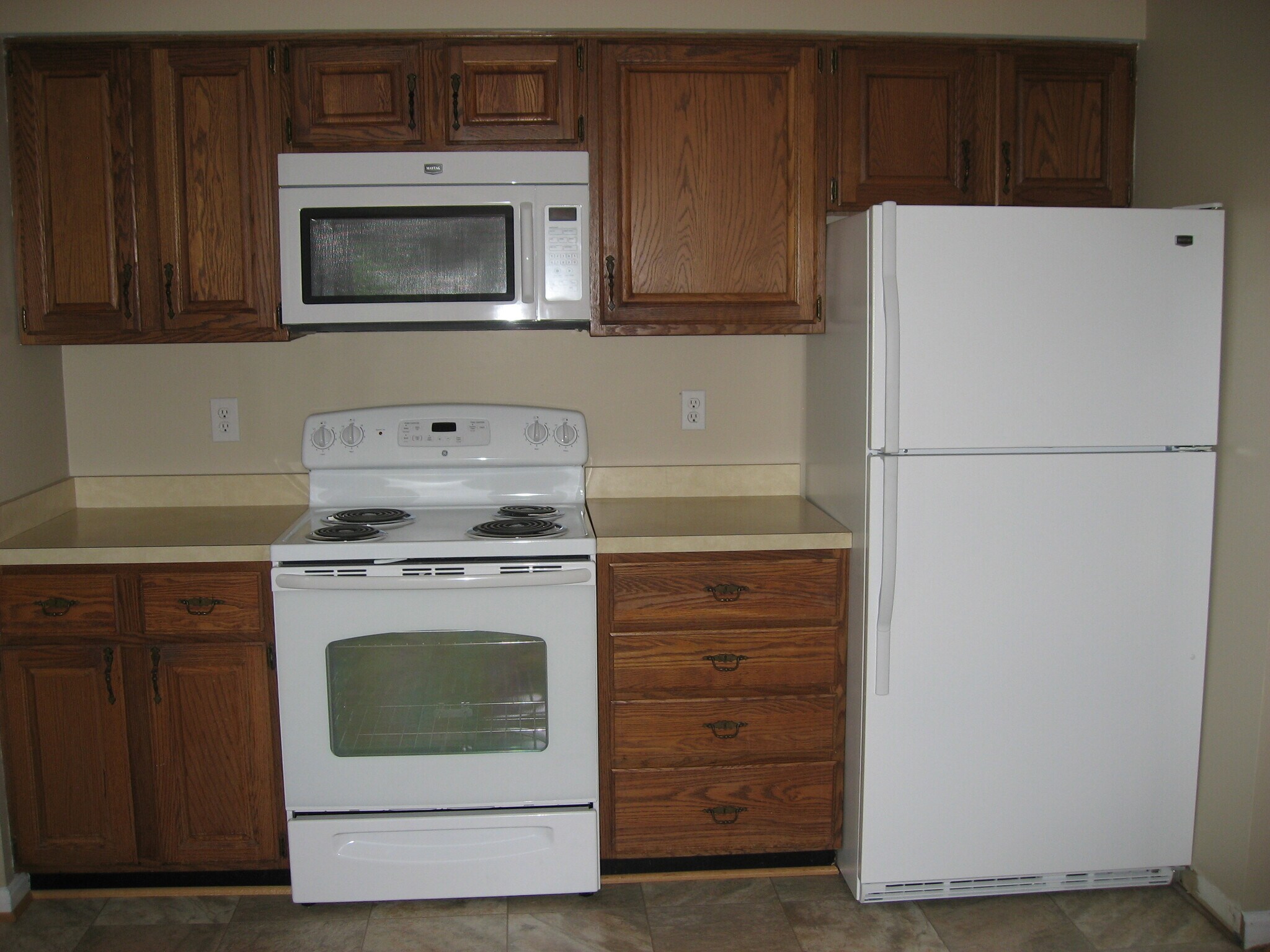 Building Photo - 8626 Ambrose Ct