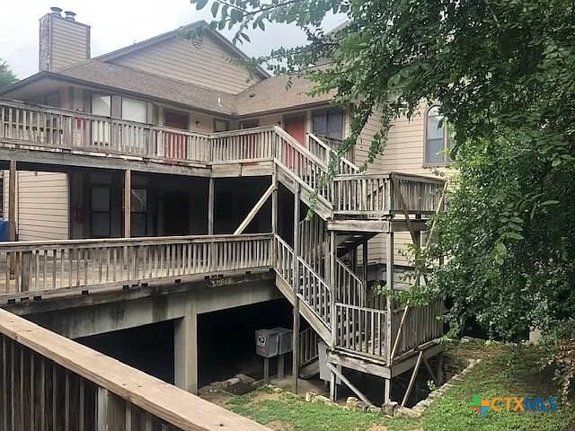 Building Photo - 402 N Fredericksburg St