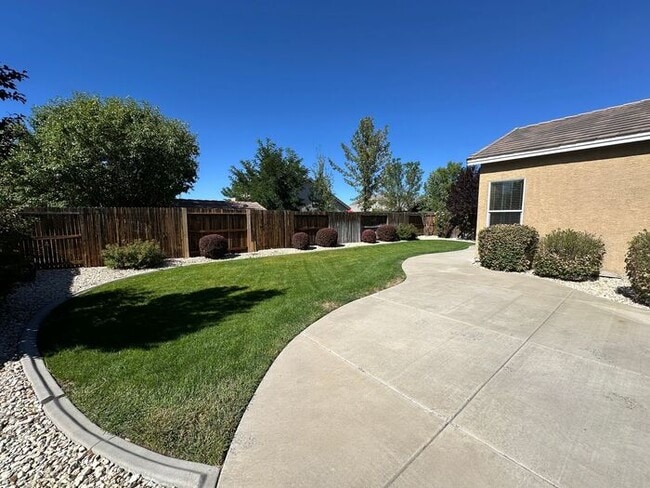 Building Photo - 1631 Caliterra Way