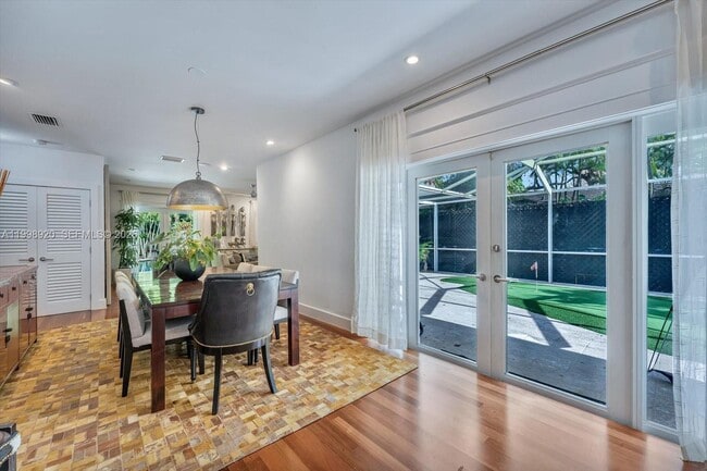 Building Photo - 186 Edgewater Dr