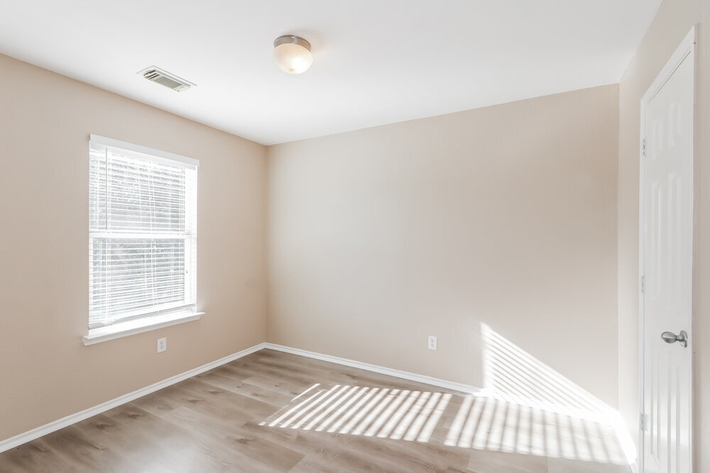 Building Photo - 16406 Chandler Ridge Ln