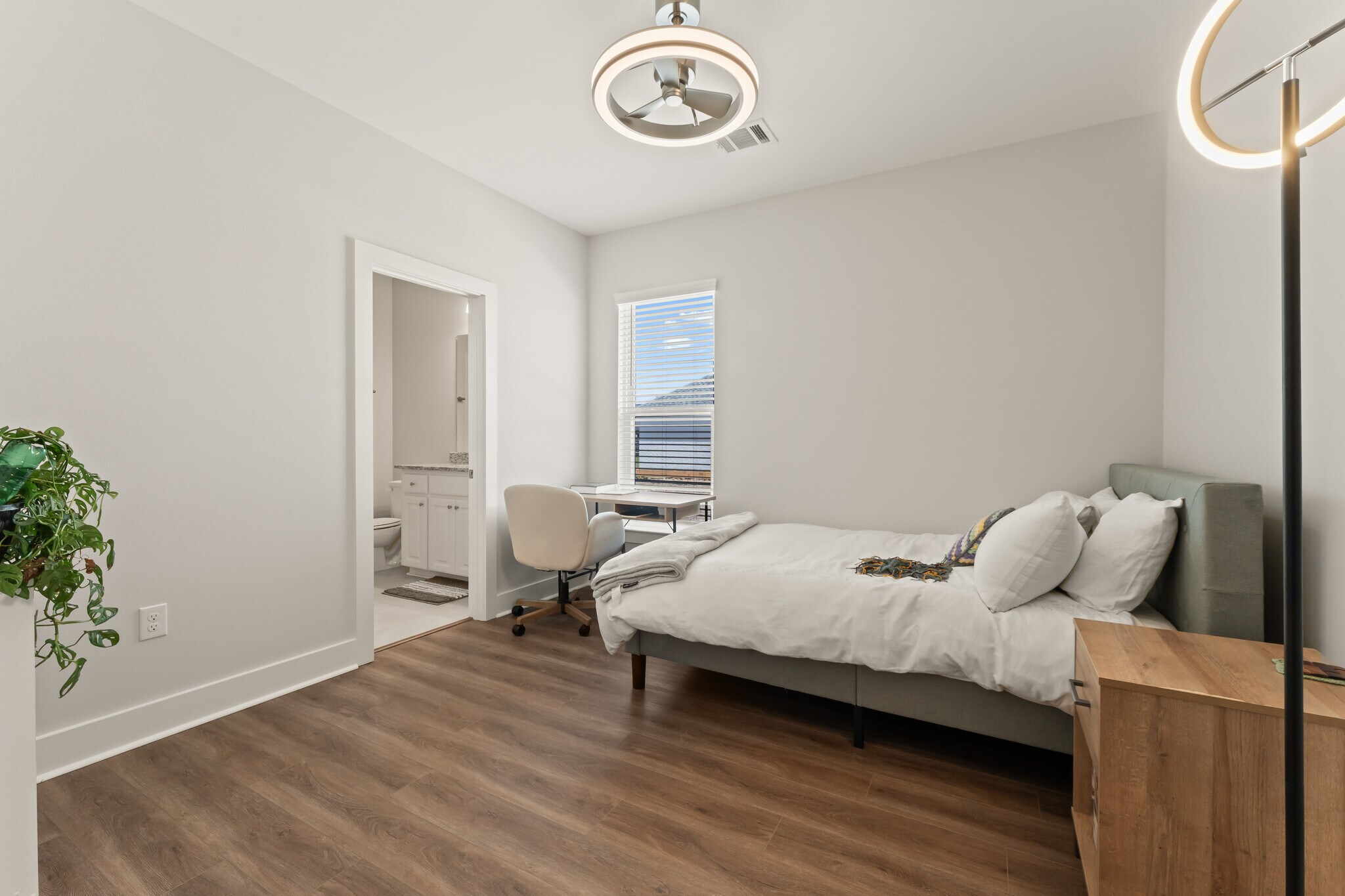 Building Photo - 3145 Creekmere Ln