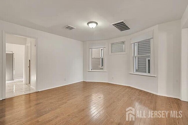 Building Photo - 110 N 17th St