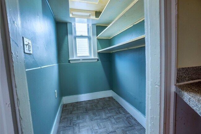 Building Photo - 11 Bearse Ave