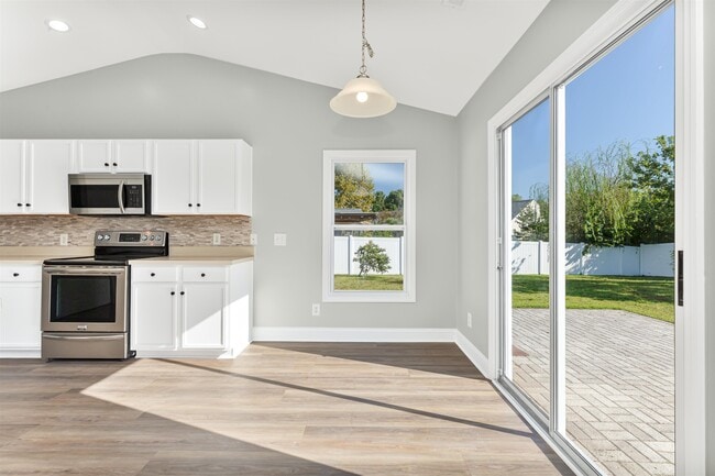 Building Photo - 4008 Scarlet Oak Ct