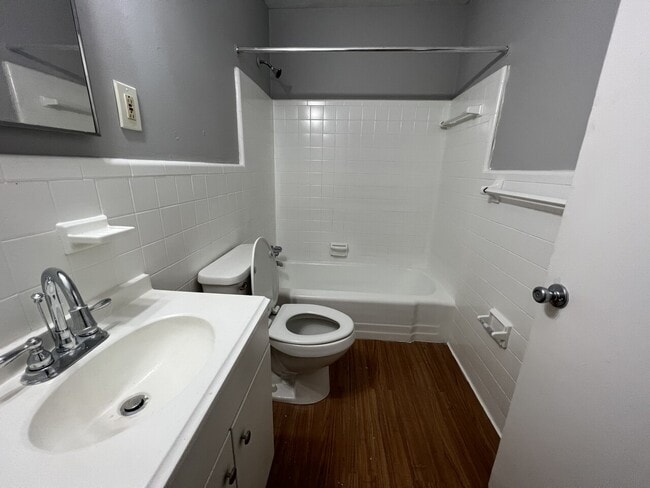 Building Photo - BOLDEN SPRINGS APARTMENTS