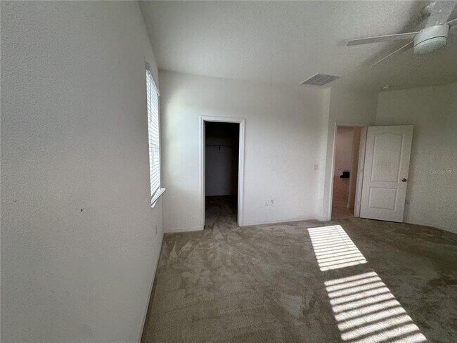 Building Photo - 279 Sunfish Dr