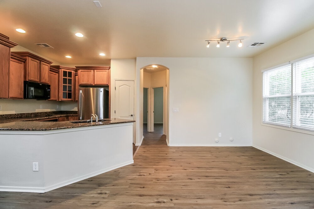 Building Photo - 5710 S 21st Pl