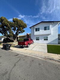 Building Photo - 4941 Art St