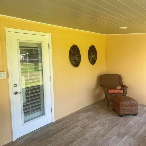 Building Photo - 5845 Garretts Rd