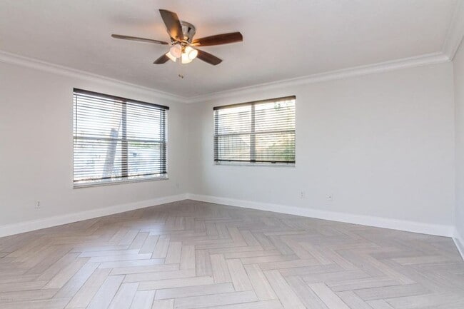 Building Photo - WONDEFUL BEACHSIDE POOL HOME - POOL CARE & LAWN CARE INCLUDED