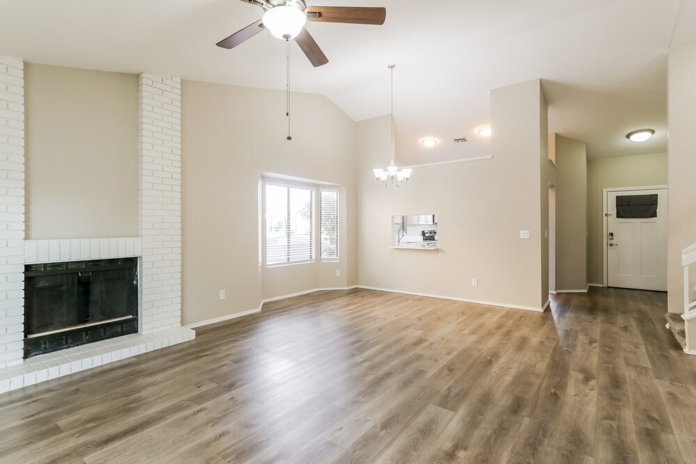 Building Photo - 7916 N Roundstone Dr