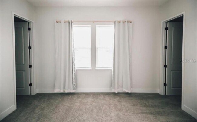 Building Photo - 6824 Bridgman St