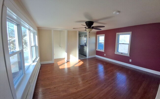 Building Photo - 2513 Donegal Springs Rd