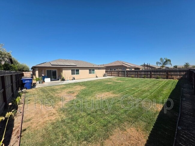 Building Photo - 2279 Elizabeth Dr