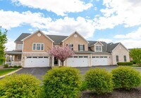 Building Photo - 4706 St Andrews Dr