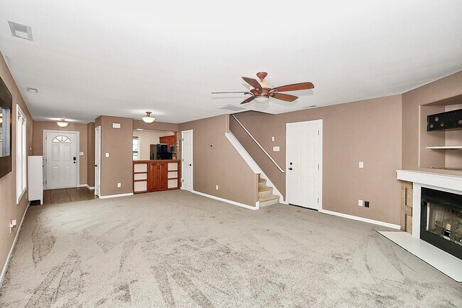 Building Photo - 5227 Silabert Ave