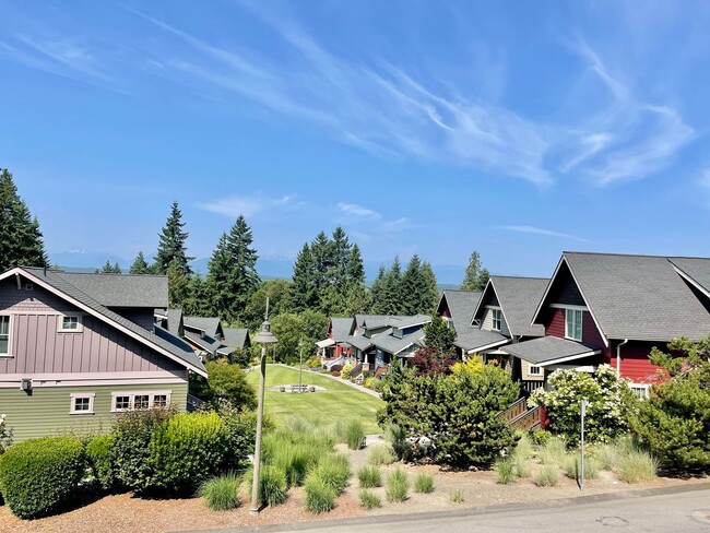 Building Photo - In town Poulsbo view home....perfect locat...