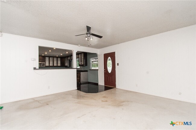 Building Photo - 2524 Berkett Dr