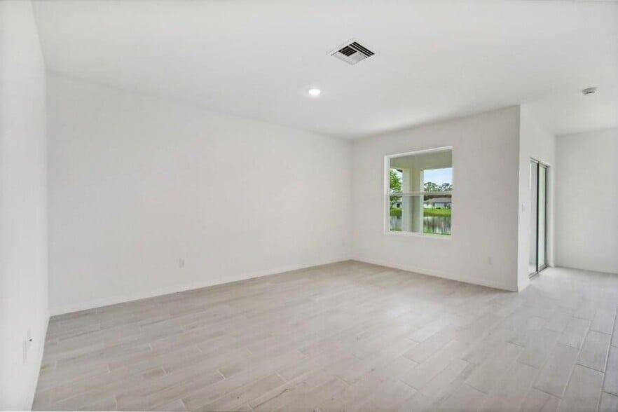 Building Photo - 5008 Armina Pl