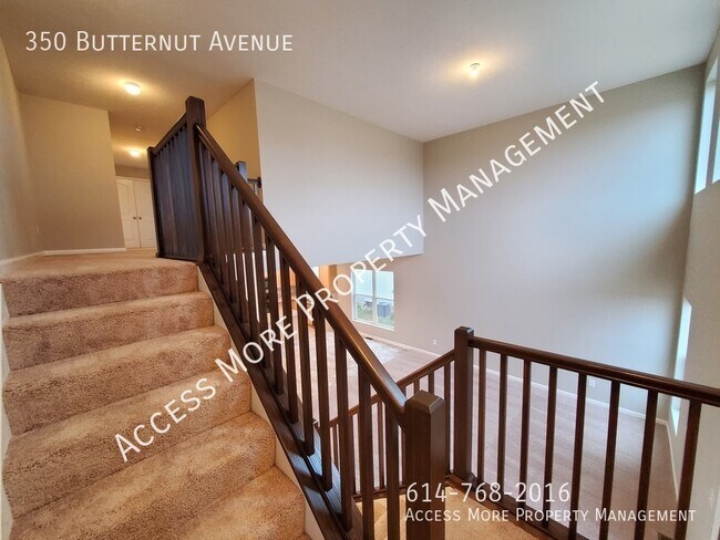 Building Photo - AWESOME MULTI-LEVEL HOME IN CIRCLEVILLE OHIO!